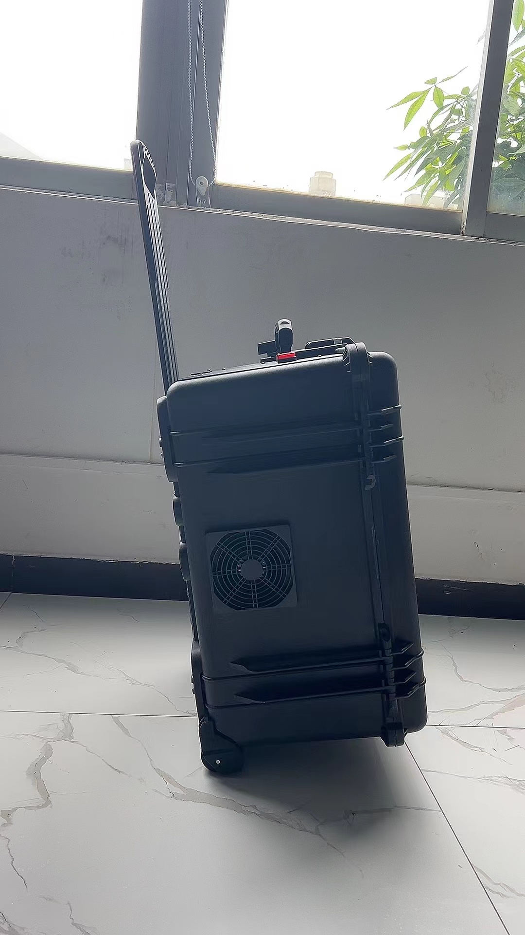 西沙手拉箱型移动通信干扰器